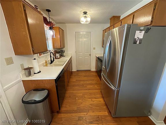 5th image of 1417 Grand Oak Dr