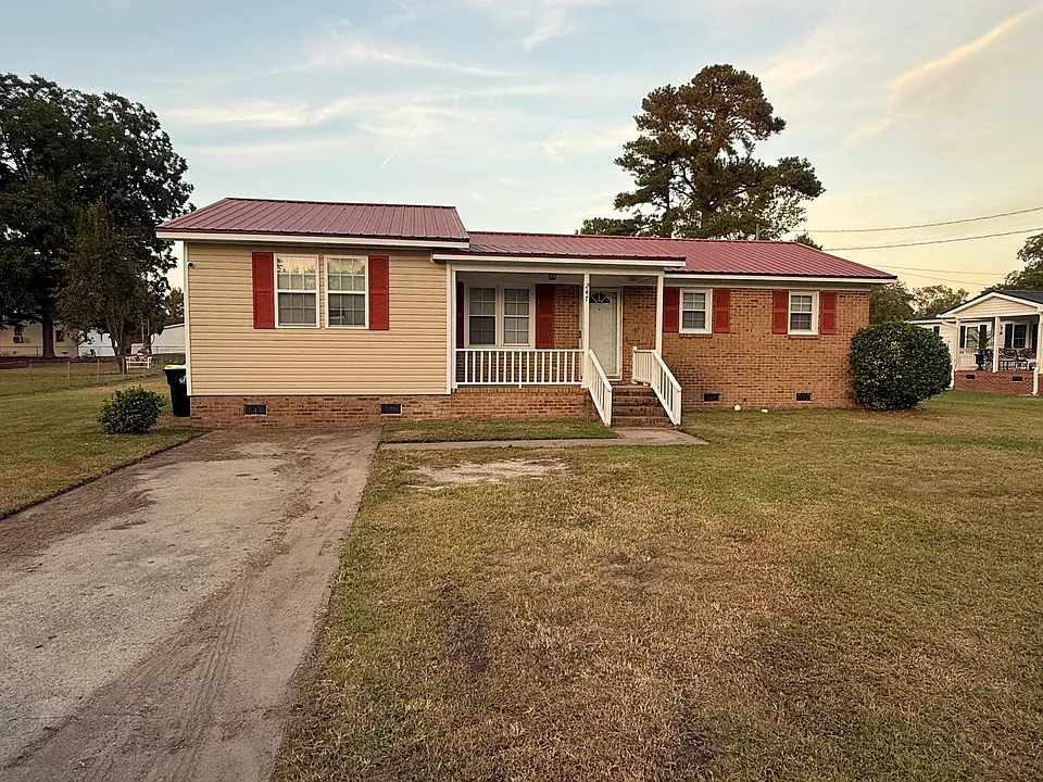 247 Tucker St