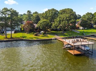 195 Seaside Dr, Gun Barrel City, TX 75156
