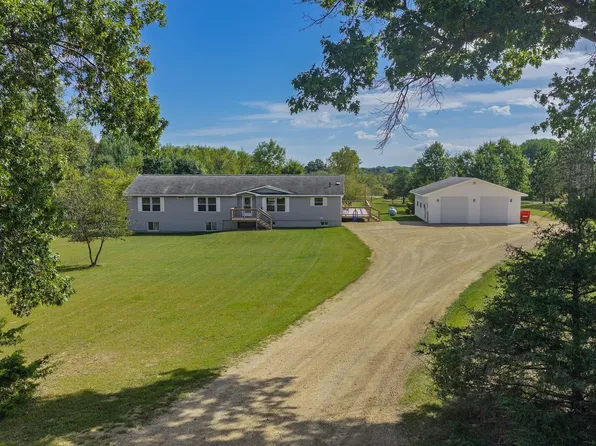 N5838 Davies Rd, New Lisbon, WI 53950