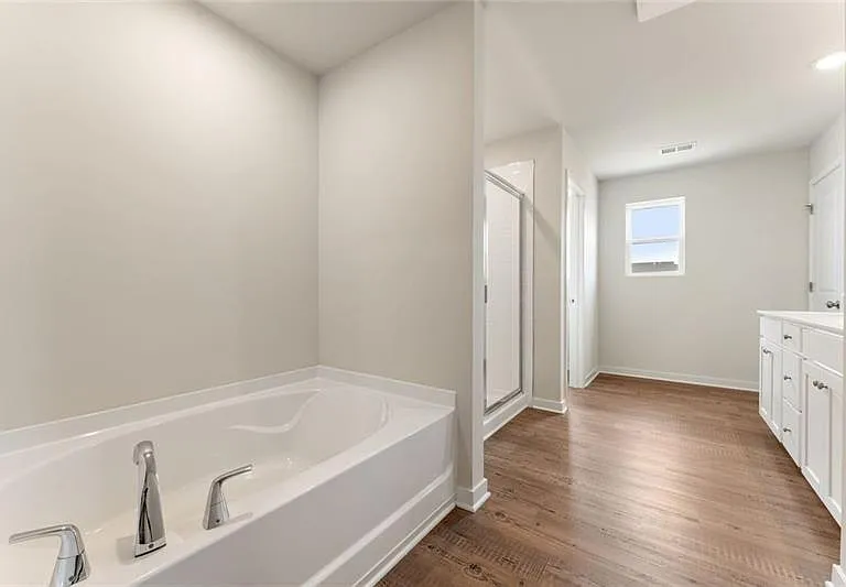 1303 Farmers Loop — Photo 15