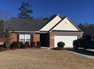 962 Village View Cir, Loganville, GA 30052