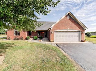8391 Whispering Mist Ln, Mooresville, IN 46158
