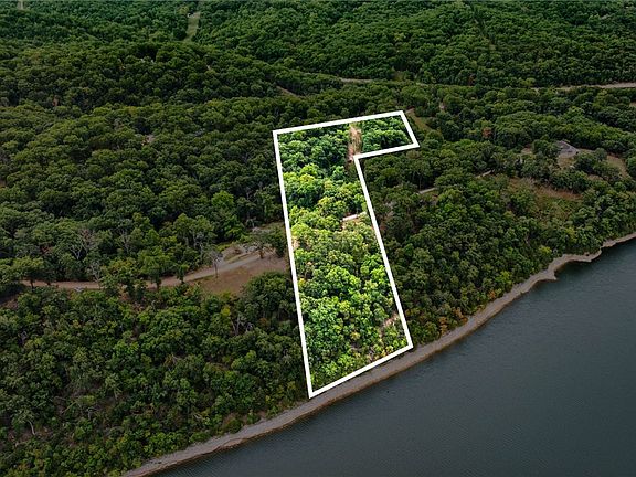 4th image of W High Meadows & Hickory Hls