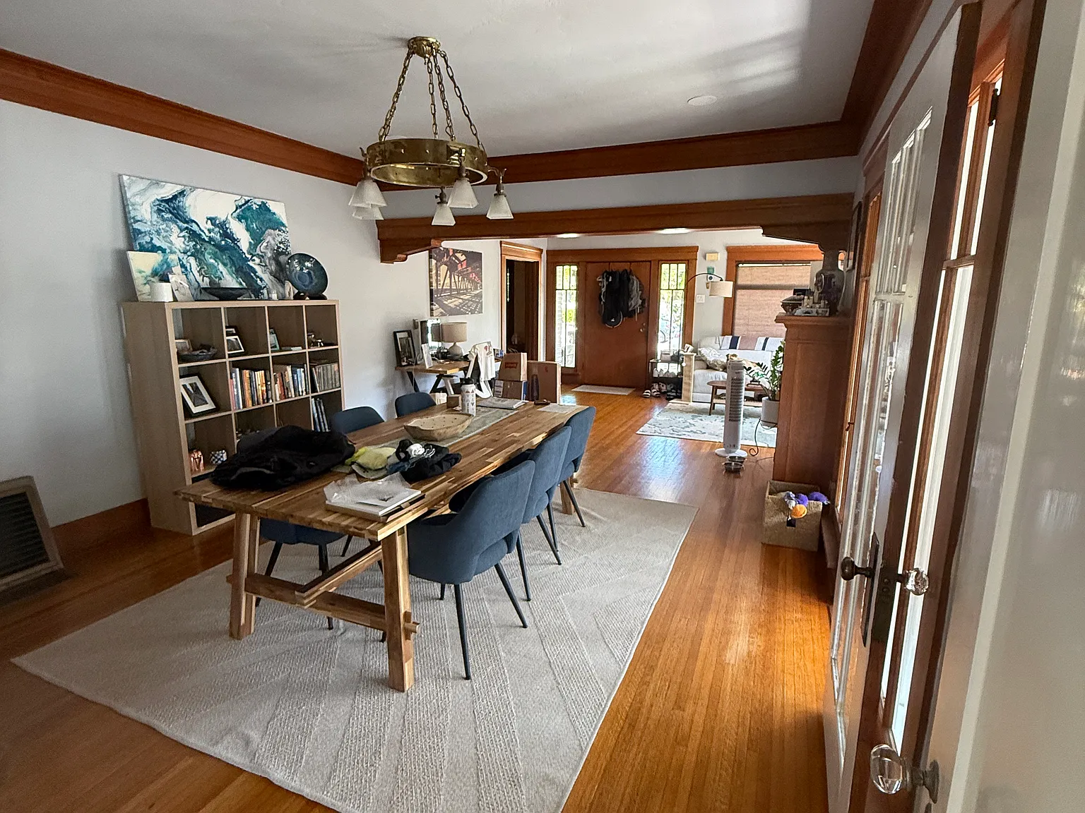 3 bed, 1995 sqft, $4,095 — Photo 4