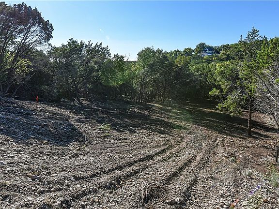 2nd image of 4075 Sherwood Dr