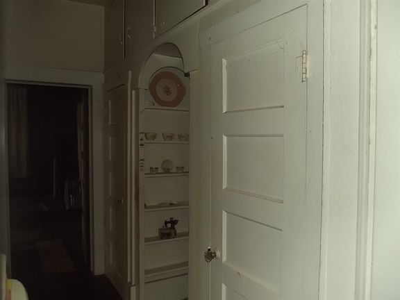 5th image of 2820 S Peveto Cir
