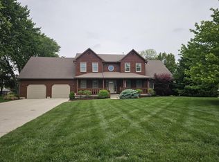 2151 Canterbury Ct, Troy, OH 45373