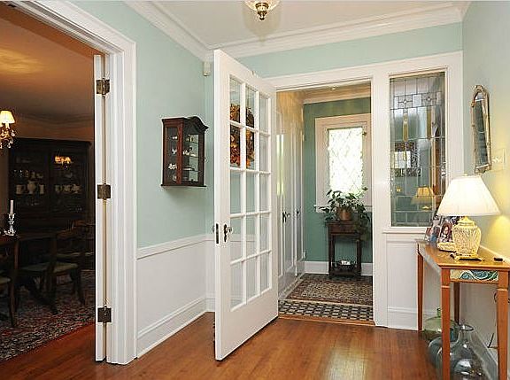 2nd image of 2130 Central Park Ave