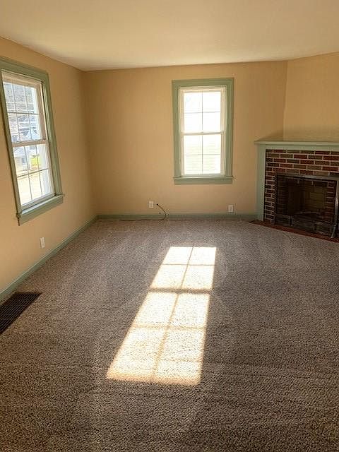 1st image of 268 Wood St