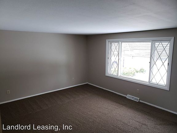 2nd image of 5509 Williamsburg Dr