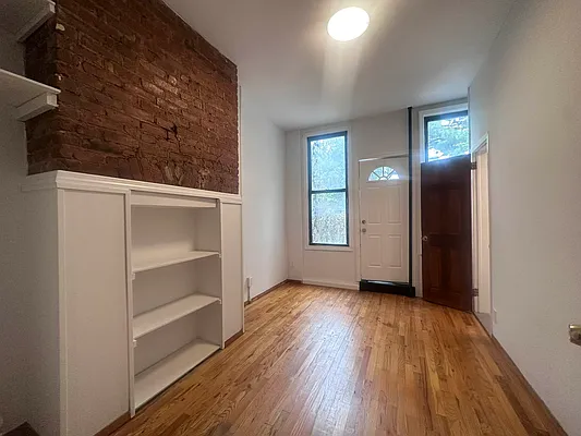 Rented by Bedford 6 Real Estate | media 7