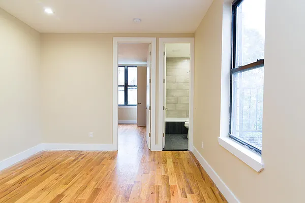 Rented by Nooklyn NYC LLC | media 41