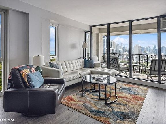 4th image of 1960 N Lincoln Park W APT 2109