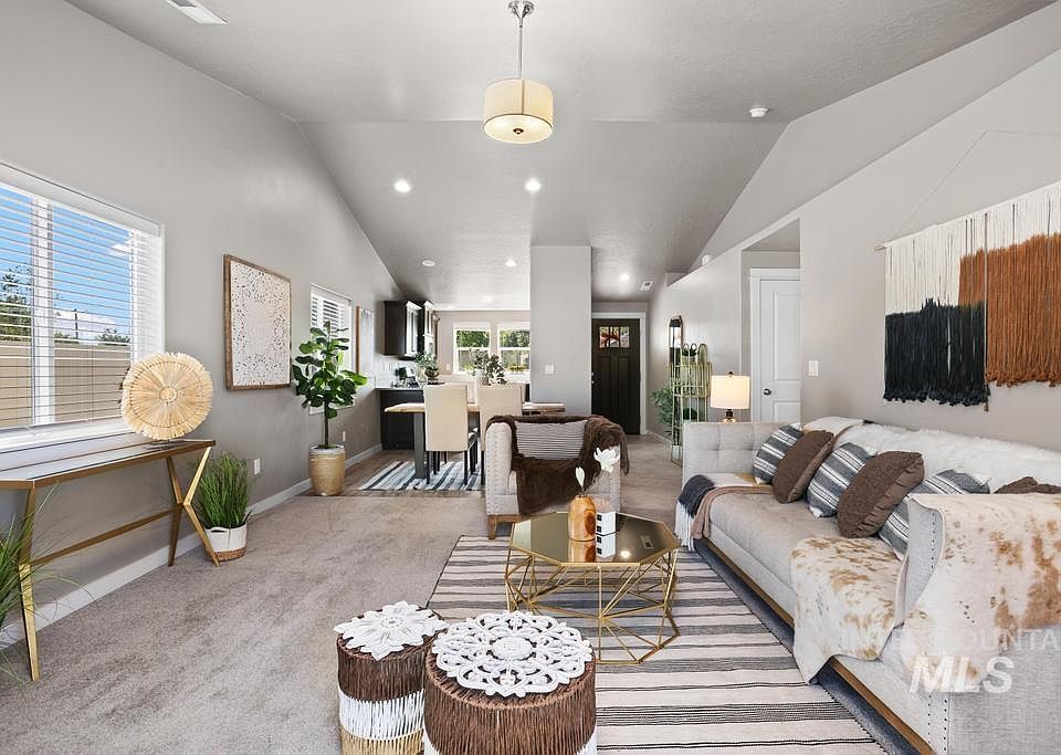 1st image of 518 Belville Pl