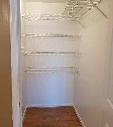 5th image of 308 Blue Water Ct Unit 101