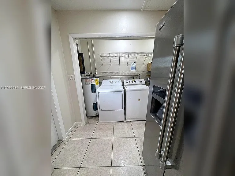3232 Village Green Dr — Photo 13