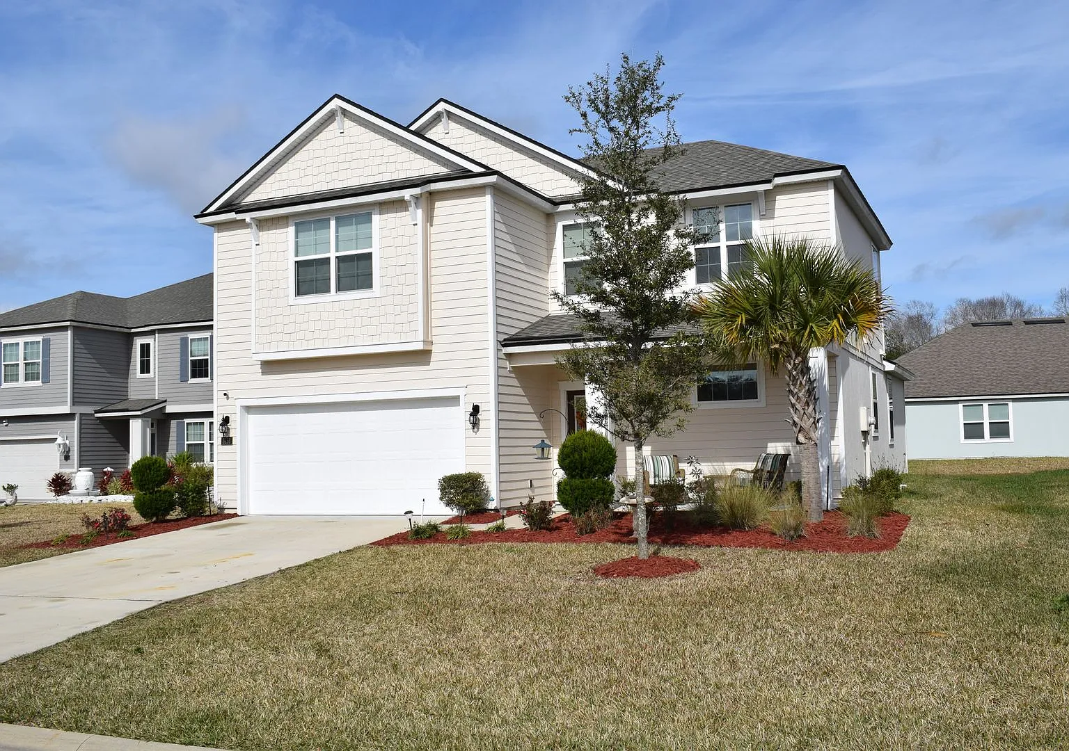4 bedrooms 2.5 Baths - Alta Lakes - Easy commute Mayport- NAS - Kings Bay — Photo 2