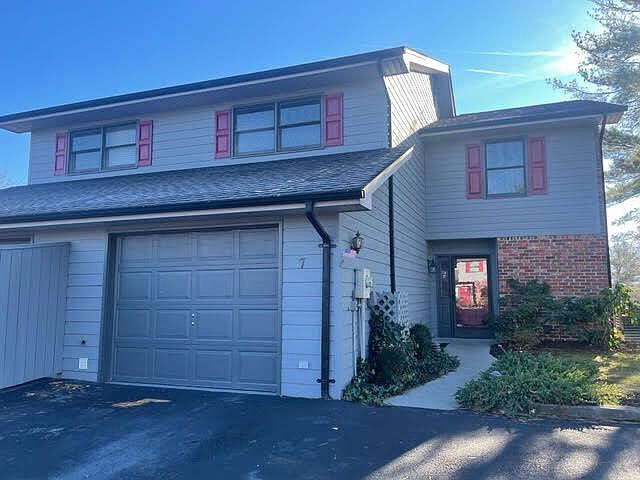 1st image of 7 Windridge Ct #7