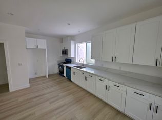 15039 Vose St, Van Nuys, CA 91405