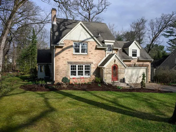 3316 Blackhawk Drive, Madison, WI 53705