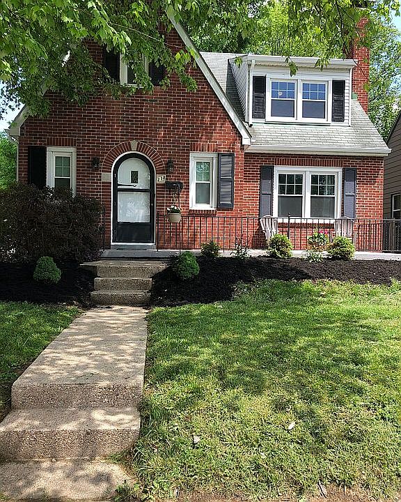 1st image of 218 Oakey Ave