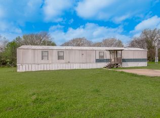 1345 Fm 405 Rd TRLR 4, Huntsville, TX 77320