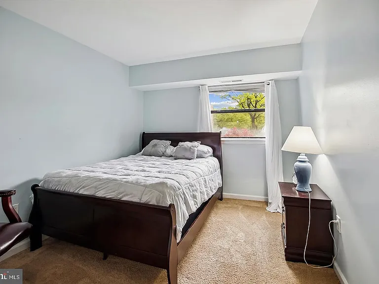 21 Silverwood Cir #4 — Photo 12