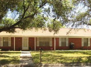 2500 Shady Meadow Dr, Bedford, TX 76021