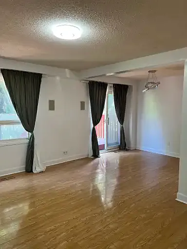 4 bed, 2.0 bath, 2000 sqft, $3,500 — Photo 3