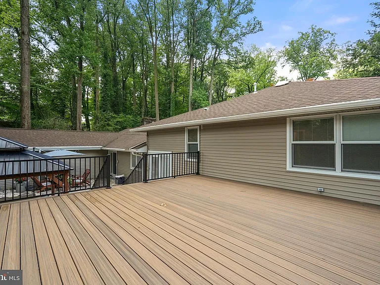 901 Dale Rd — Photo 9