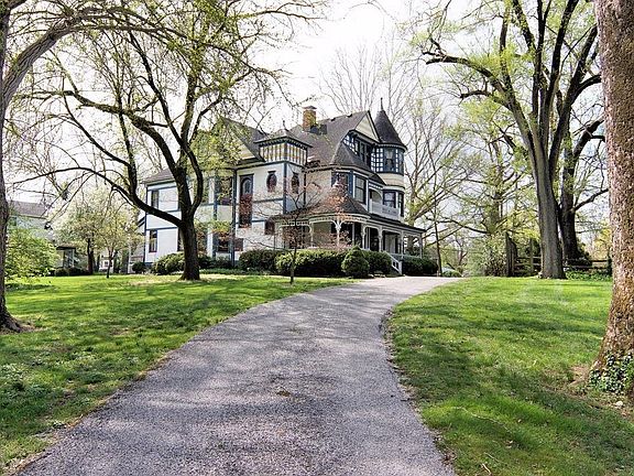 4th image of 429 Mill St
