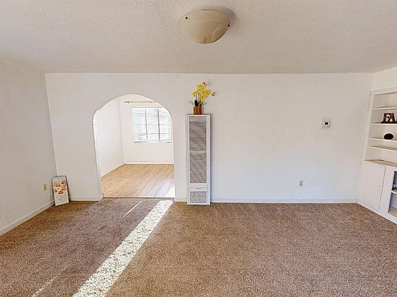 3rd image of 1407 N Florida Ave
