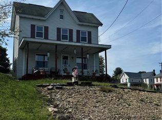 6 S Kittatinny Rd E, Lehighton, PA 18235