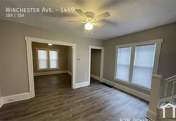 1469 Winchester Ave #1469 — Photo 2