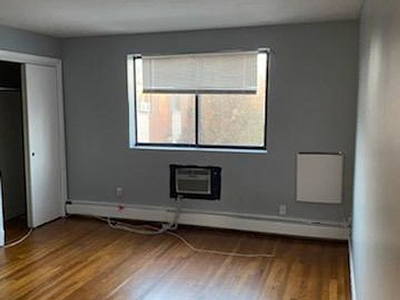 5th image of 99 Melrose St APT 15