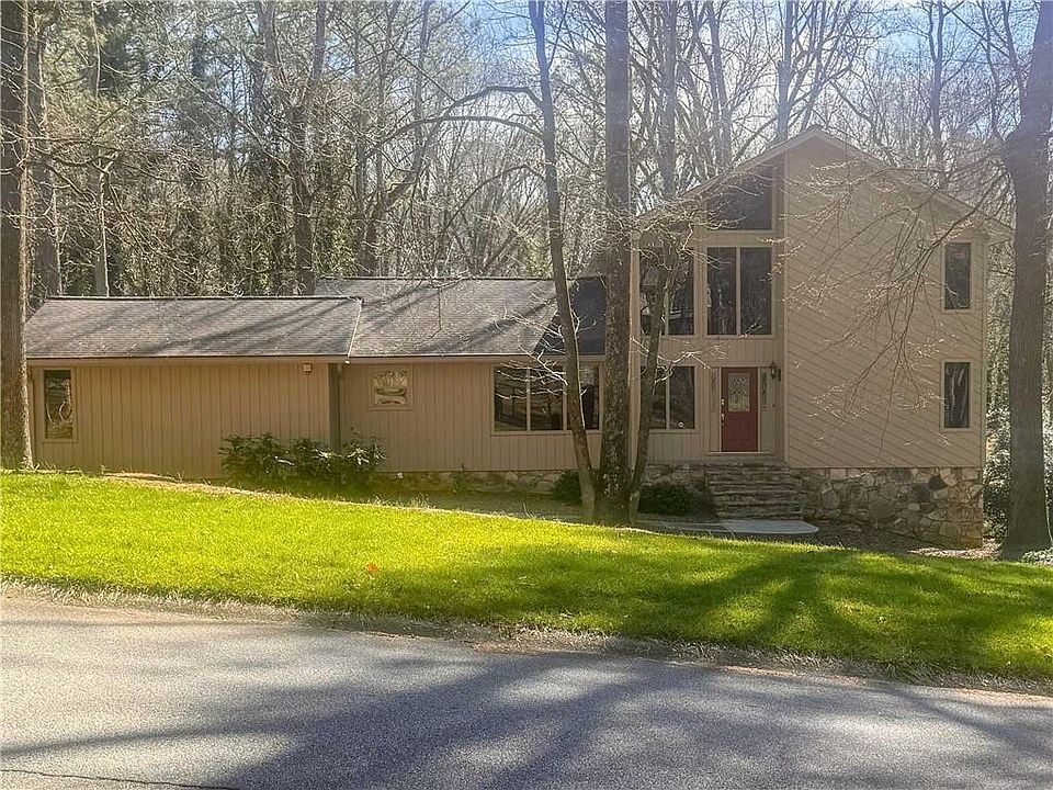 1st image of 4642 Montauk Rd