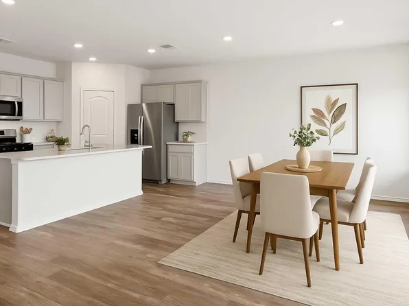 109 Knight Bayou Dr, Dayton, TX 77535