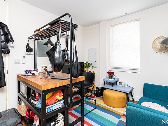 5th image of 1424 Hancock St #3G