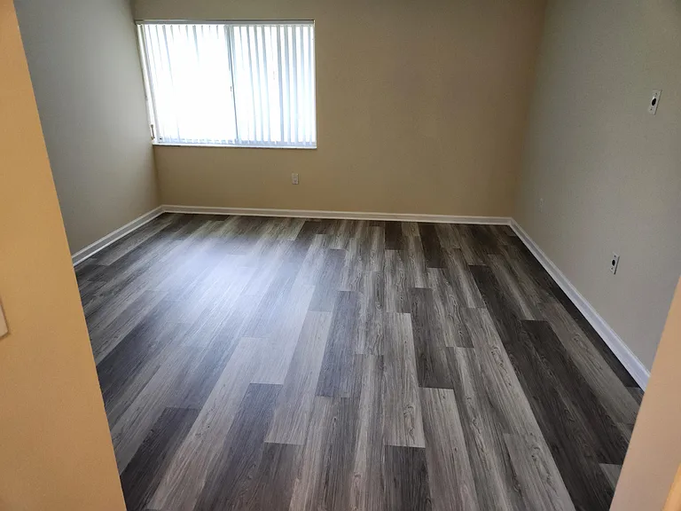 731 N Pine Island Rd #402 — Photo 7