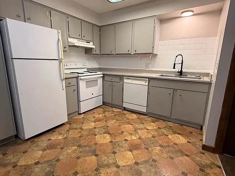 1259 E Nimisila Rd #1259 — Photo 4