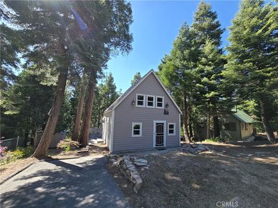 26058 Fire Hall Loop, Twin Peaks, CA, 92391