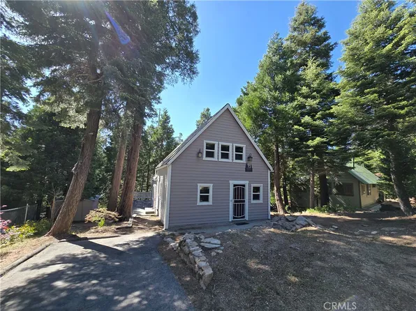 26058 Fire Hall Loop, Twin Peaks, CA 92391