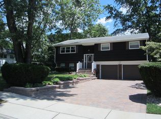 11 Winton Rd, East Brunswick, NJ 08816