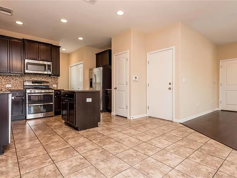 11600 Sewickley Ct S — Photo 10