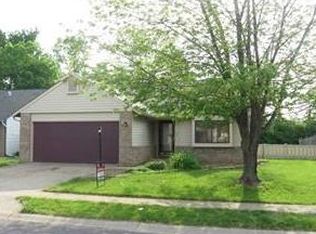 135 Westridge Pl, Greenwood, IN