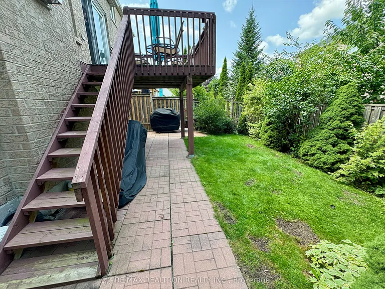 11 Hubner Dr #BASEMENT — Photo 16