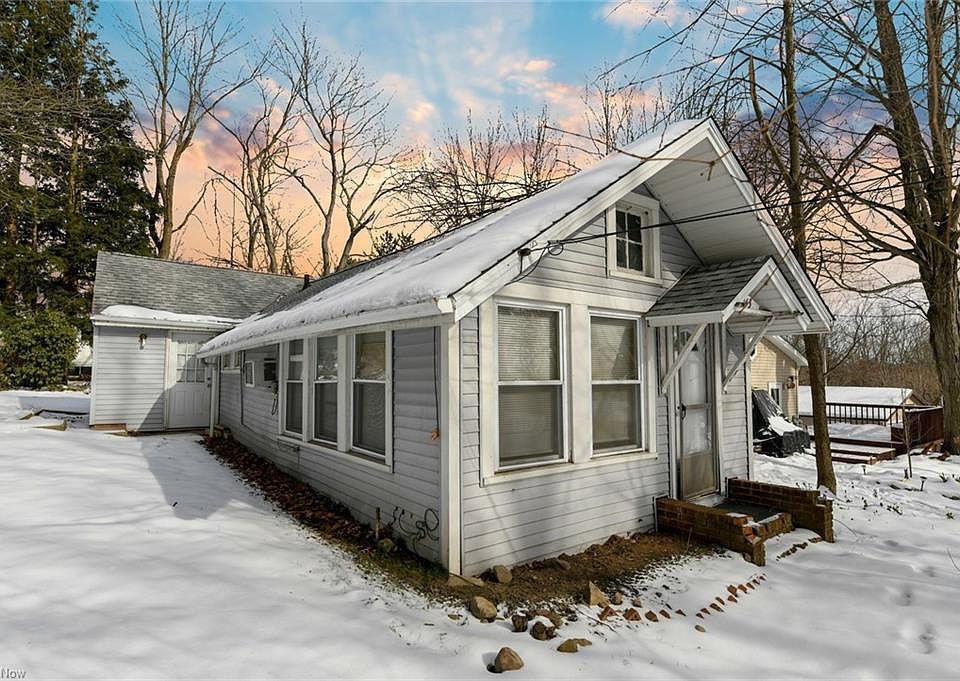 1st image of 143 Goredon Dr