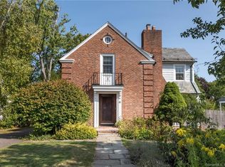 42 Cumberland Rd, West Hartford, CT 06119