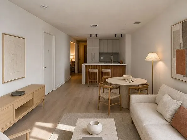 155 Hope St #3A, Brooklyn, NY 11211
